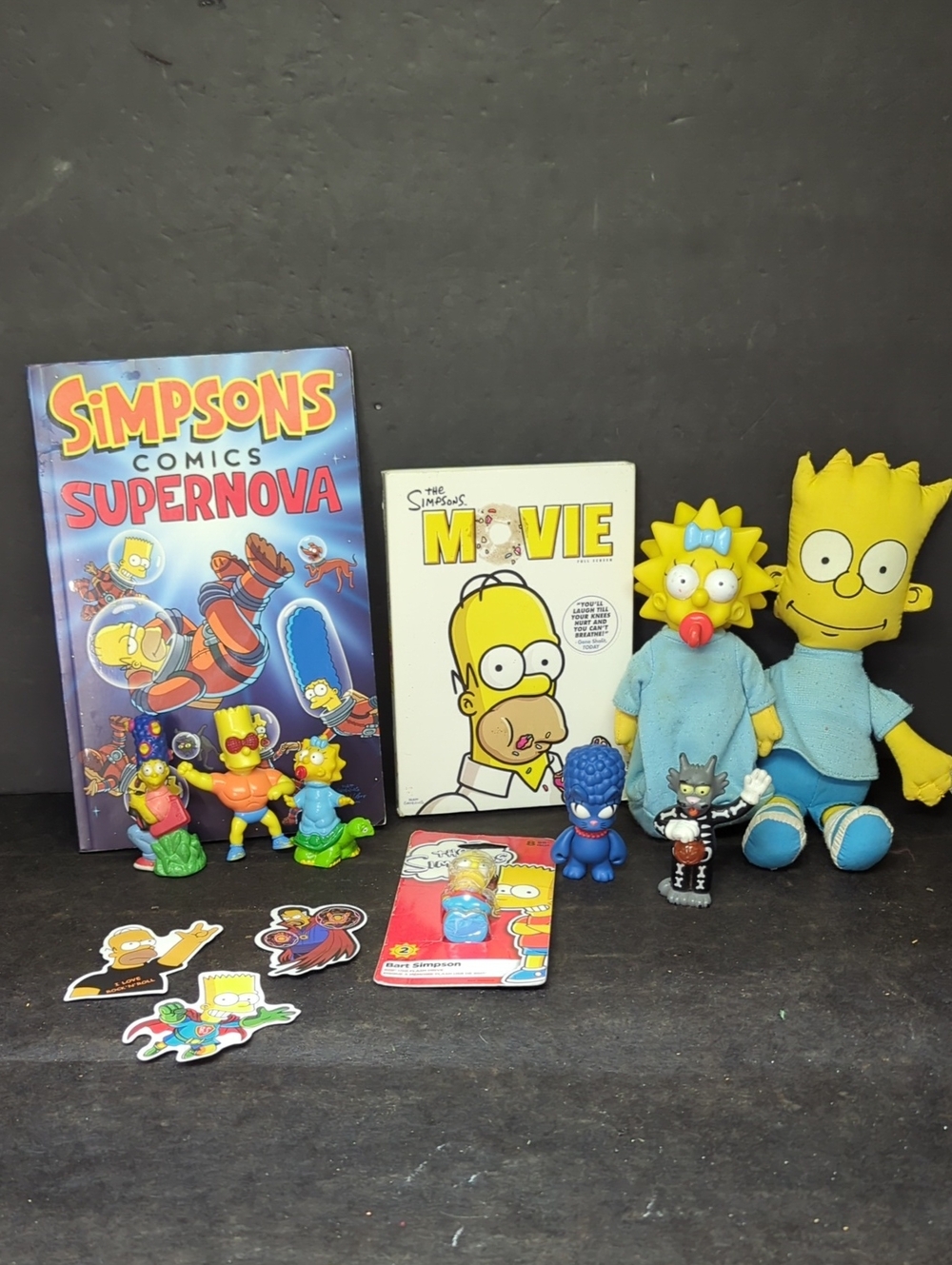 Simpsons Comics Supernova,1990‎ Simpsons Plush Bart, Maggie, stickers, minis
